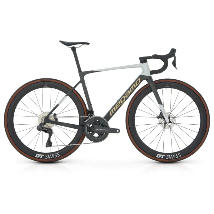 Vélo de route Carbone Megamo RAISE 01