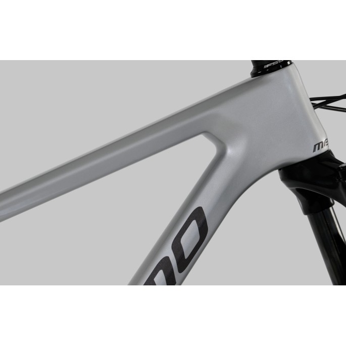 Megamo Factory 15 VTT carbone