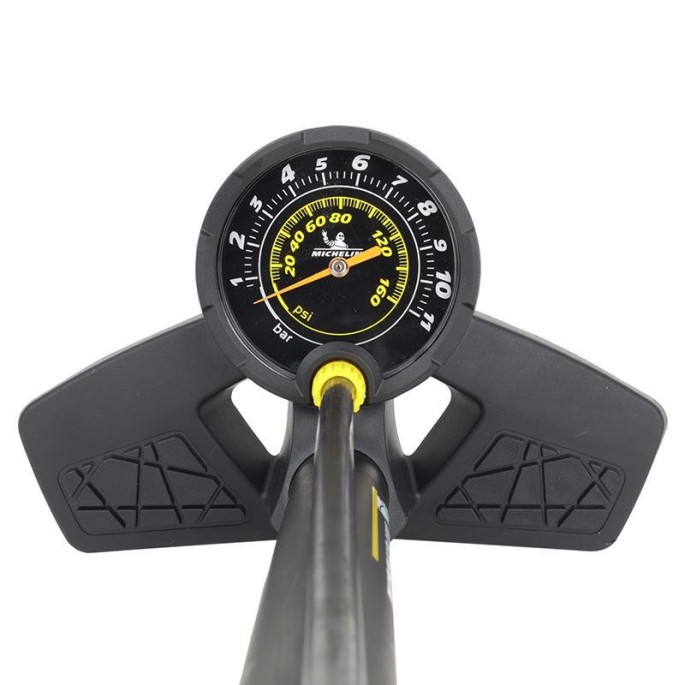 Pompe Michelin + manomètre