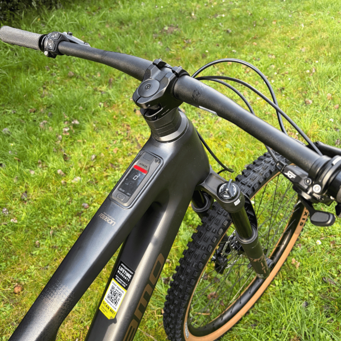 Megamo Reason AL 07 - VTT  DJI Avinox