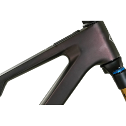 Megamo Reason CRB 03 AXS 2027 - DJI Avinox M2S-150Nm