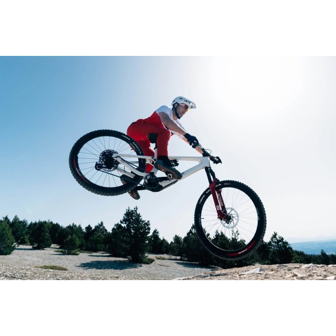 Megamo Reason  CRB 02 2027 - DJI Avinox M2S-150Nm