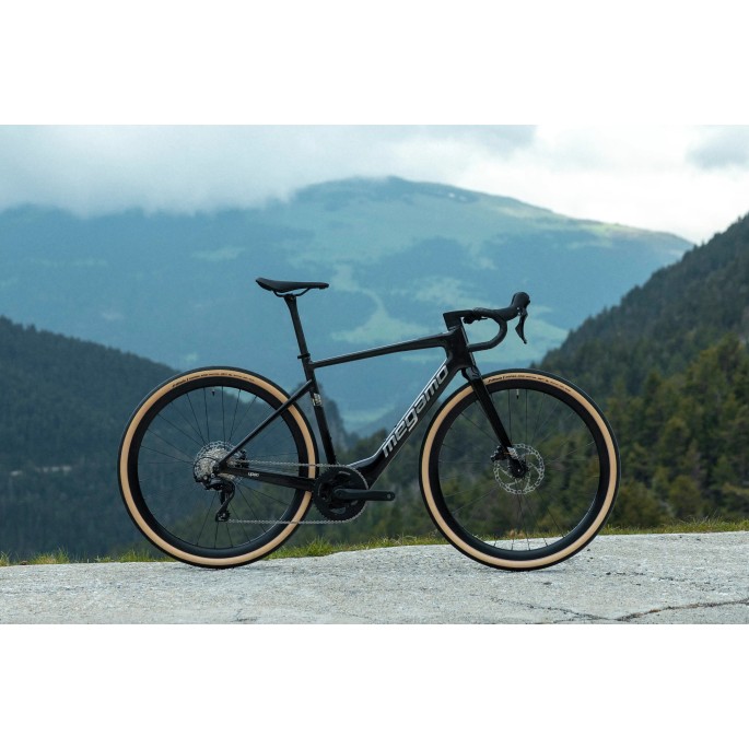 Vélo route électrique  Megamo Upon15 CW