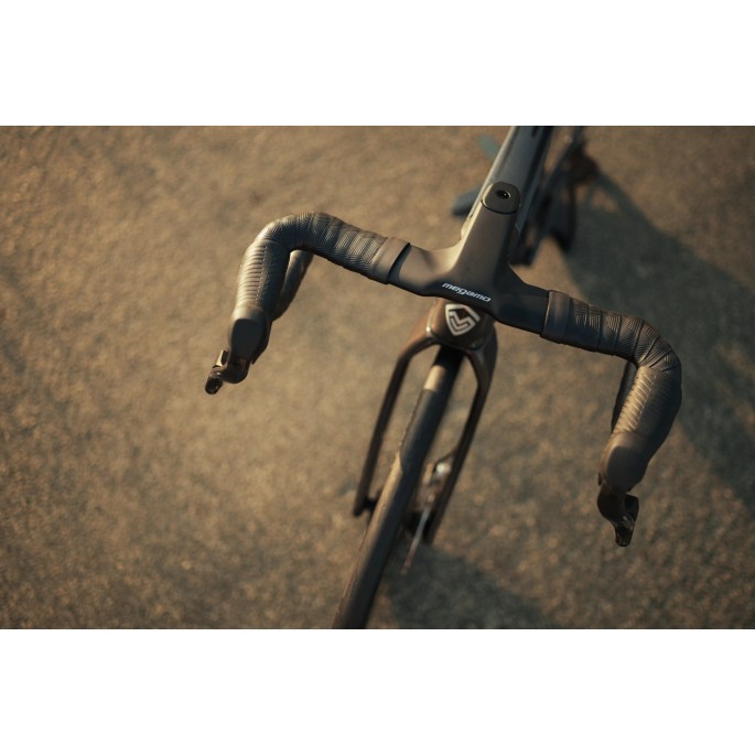 Megamo Pulse 01 SLR 2027 - Carbone Dura-Ace Di2