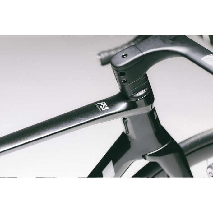 BH RS1 5.5 2027 - Vélo de route carbone Ultegra DI2 | Velonline
